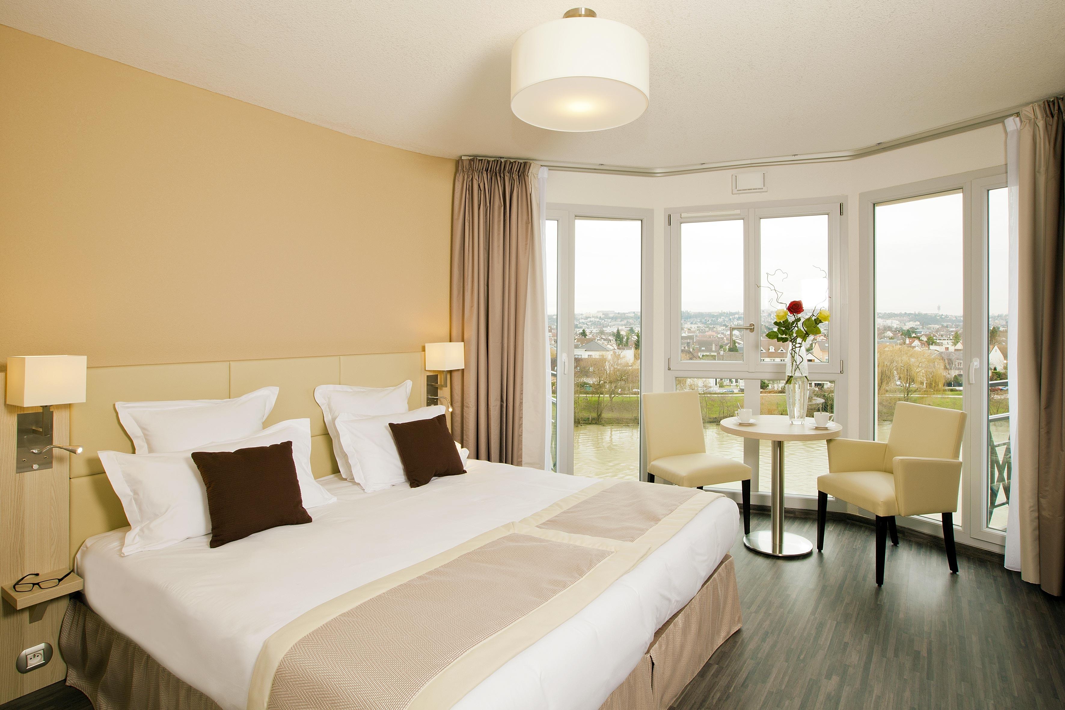 Residhome Neuilly Bords De Marne Luaran gambar