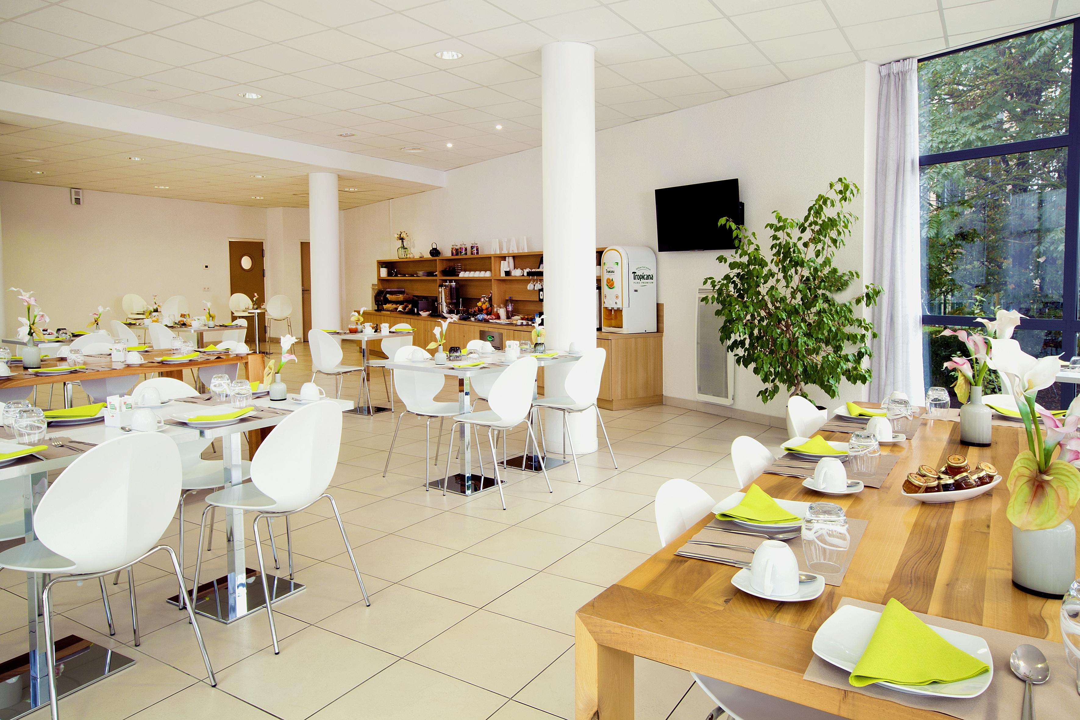 Residhome Neuilly Bords De Marne Luaran gambar