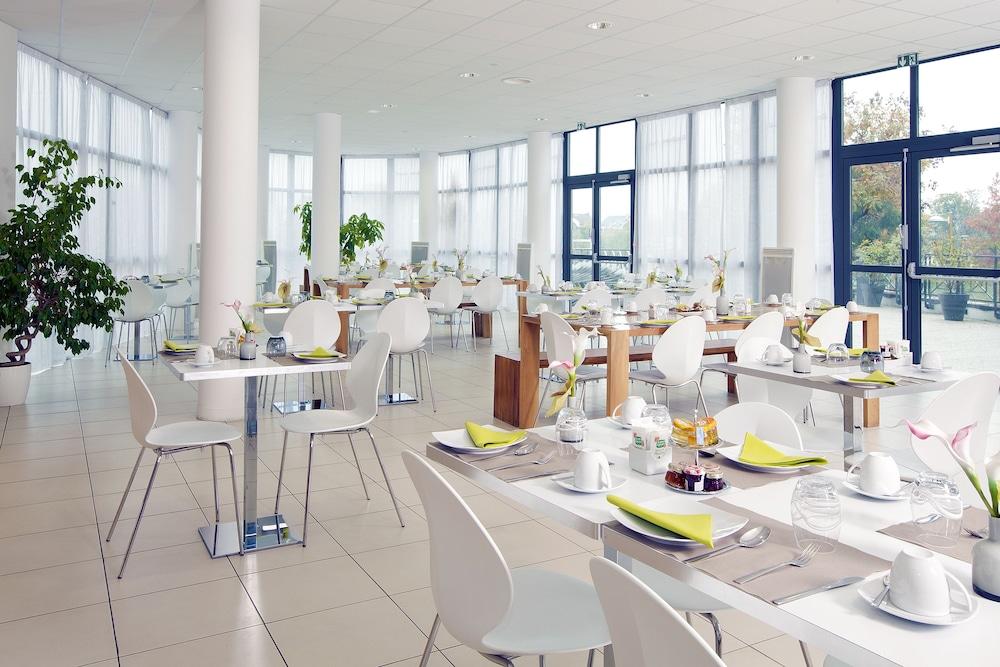 Residhome Neuilly Bords De Marne Luaran gambar