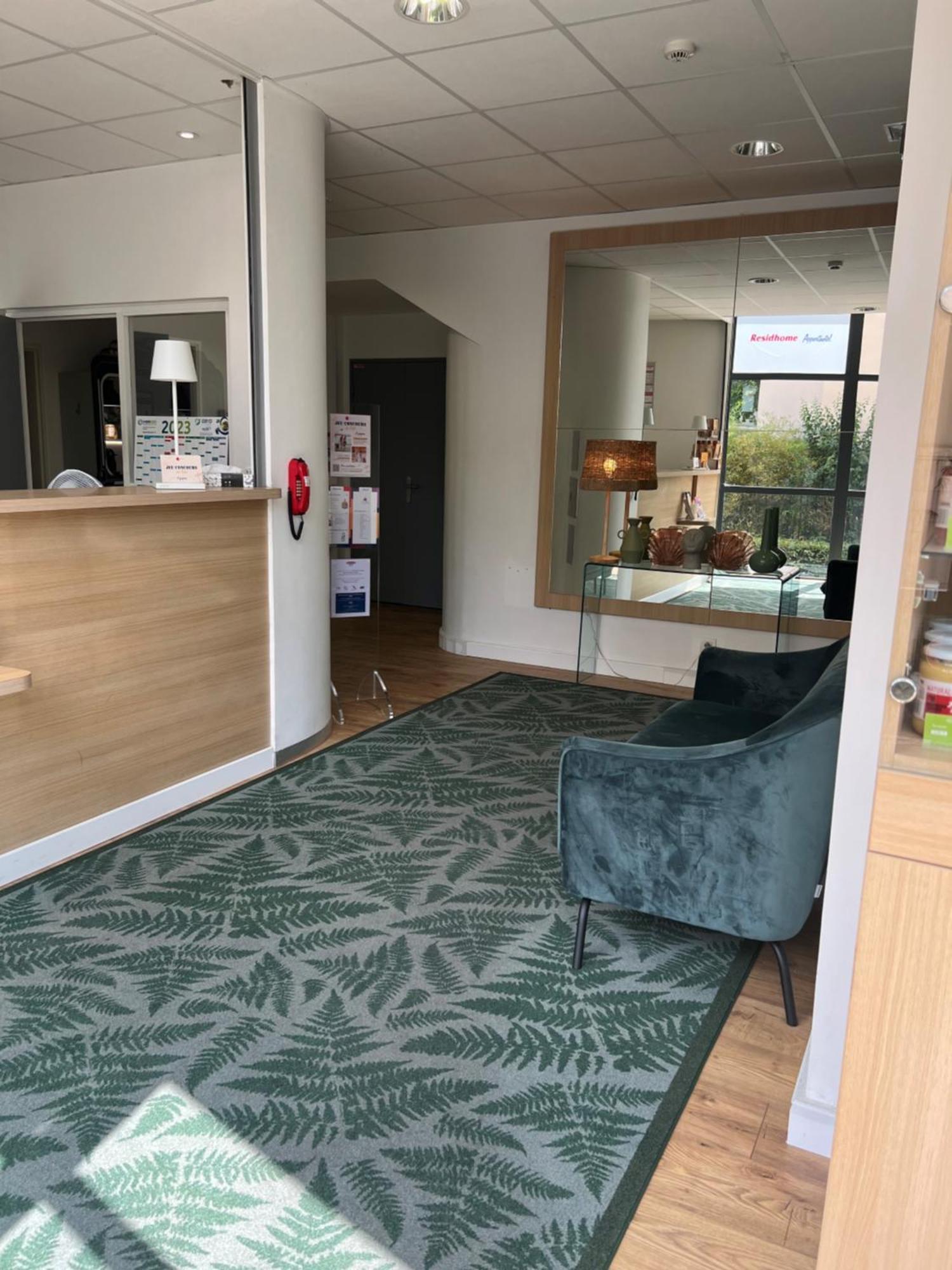 Residhome Neuilly Bords De Marne Luaran gambar